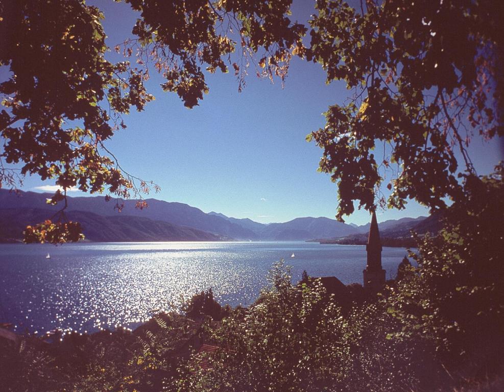 Haus Gruber Hotel Attersee Buitenkant foto
